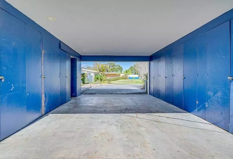 Riverfront Home W/ Boat Dock & Kayaks!