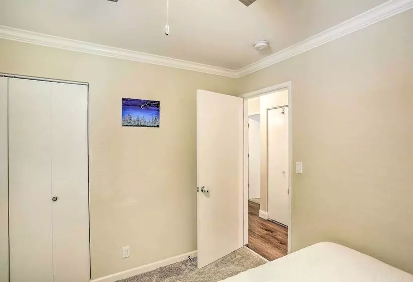 Charming Shasta Lake Retreat: Boat, Hike & Fish!