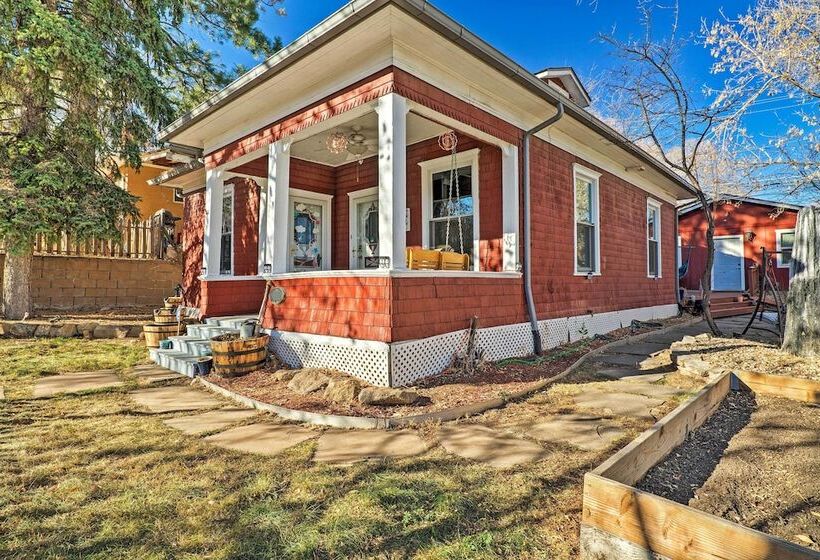 Colorado Springs Dwelling, Walk To Downtown!