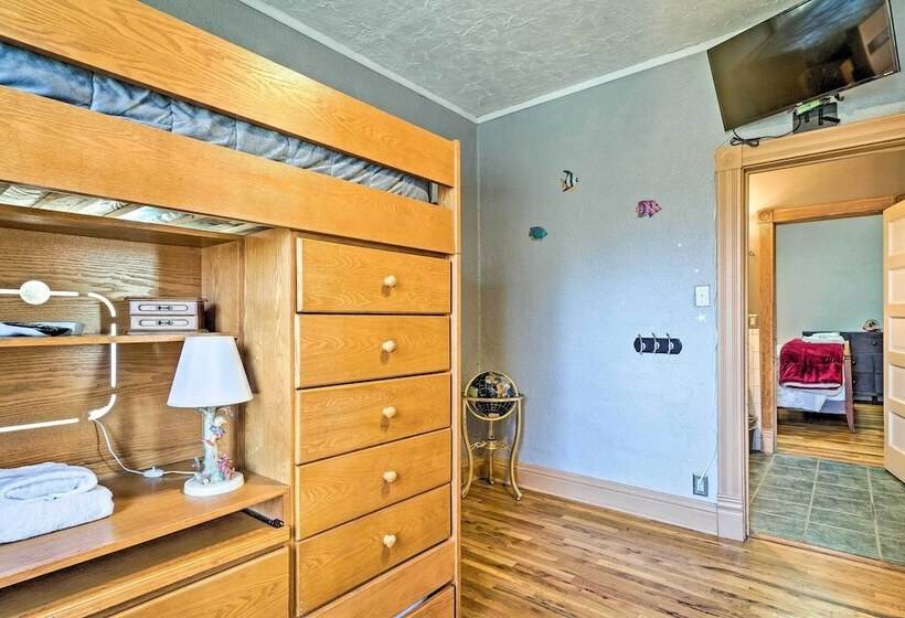 Colorado Springs Dwelling, Walk To Downtown!