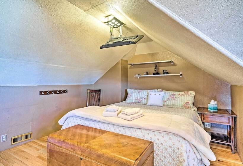 Colorado Springs Dwelling, Walk To Downtown!