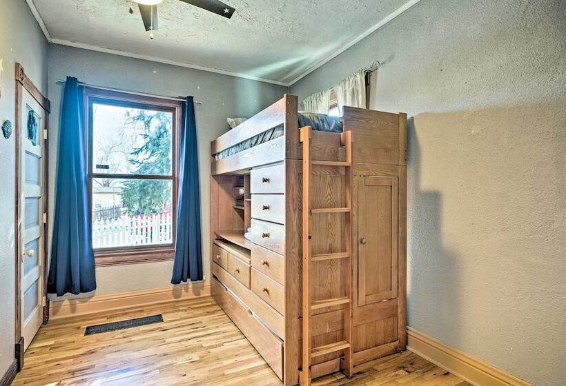 Colorado Springs Dwelling, Walk To Downtown!