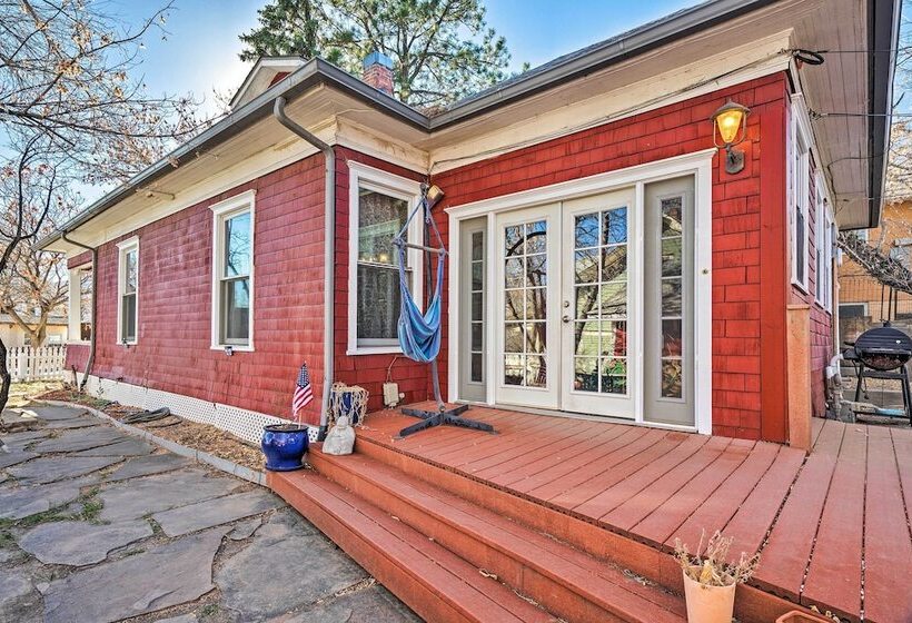 Colorado Springs Dwelling, Walk To Downtown!