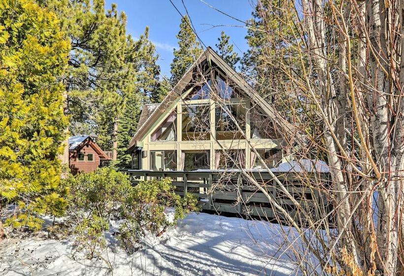 Cozy Tahoe City Home Near Famous Ski Resorts!
