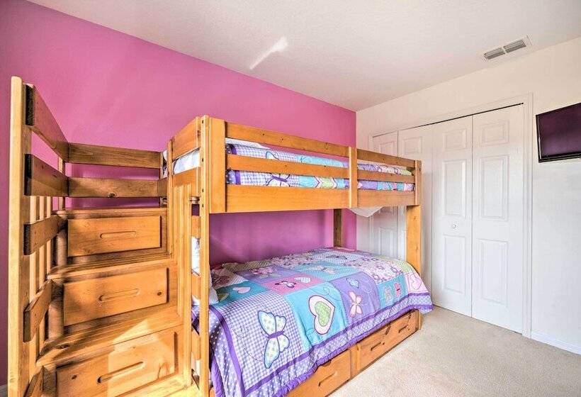 Dog Friendly Kissimmee Home W/ Lanai + Pool!