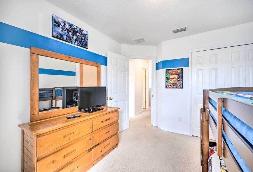 Dog Friendly Kissimmee Home W/ Lanai + Pool!