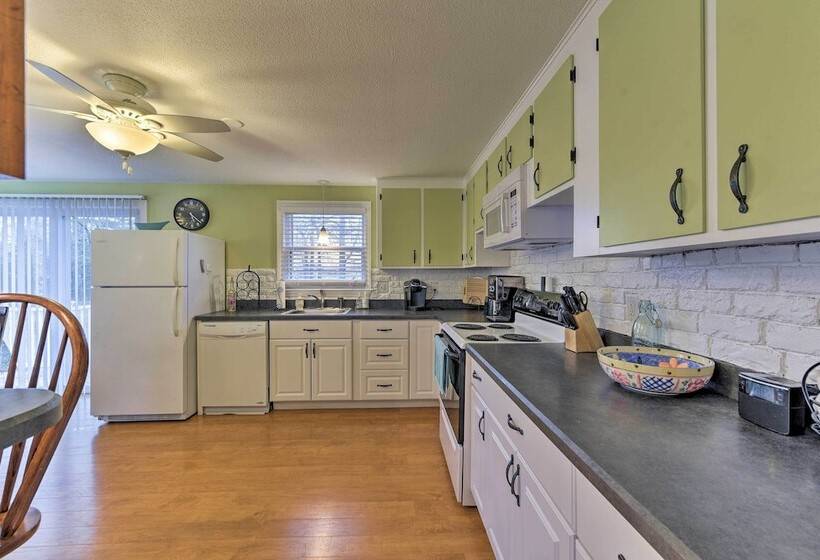 East Wareham Home W/ Pond Access & Private Dock