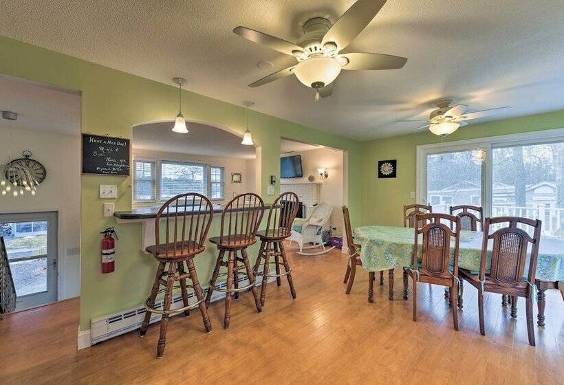 East Wareham Home W/ Pond Access & Private Dock