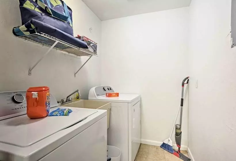 Gorgeous Cape Coral Duplex Home W/ Modern Interior