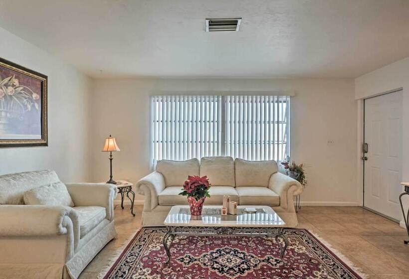 Gorgeous Cape Coral Duplex Home W/ Modern Interior