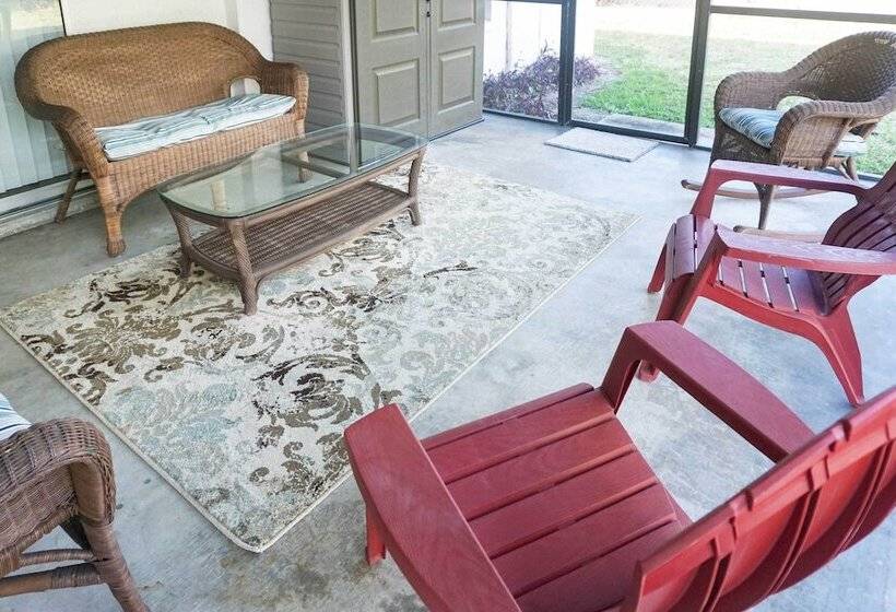 Gorgeous Cape Coral Duplex Home W/ Modern Interior