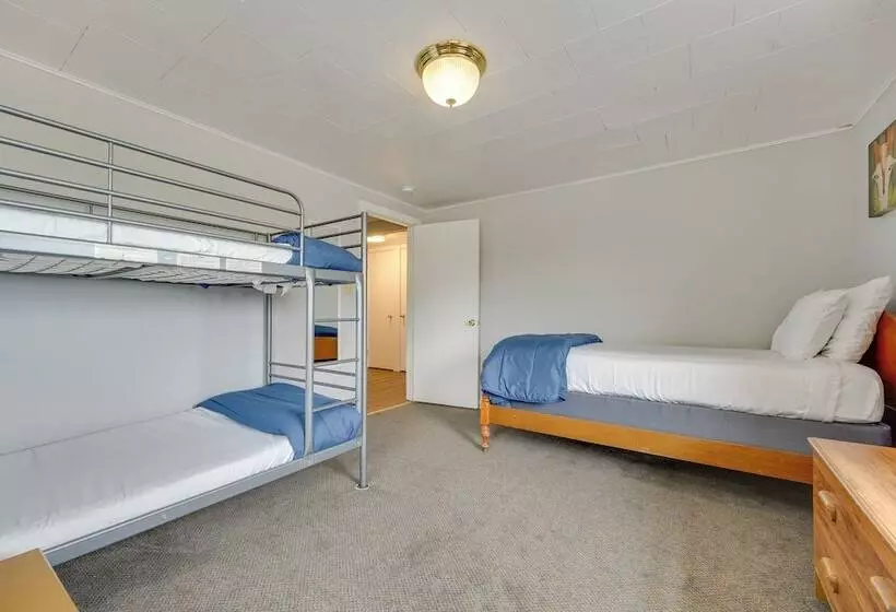 Beautiful Winter Escape On Bromley Mountain!