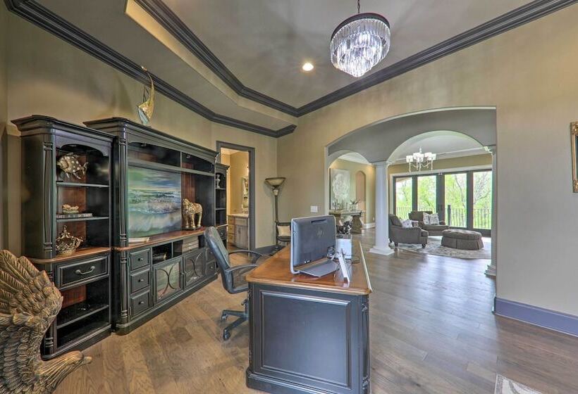 Huge Lebanon Estate W/ Resort Style Amenities