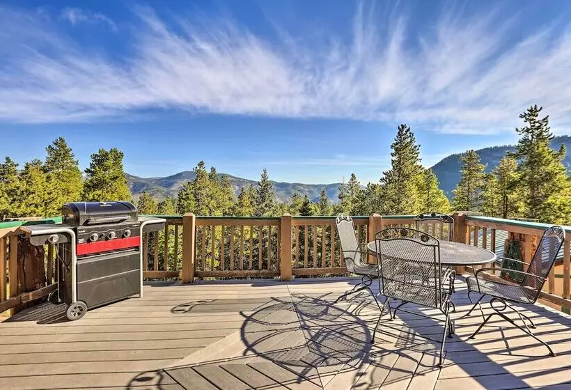 Idaho Springs Cabin W/ Gorgeous Mtn Views!
