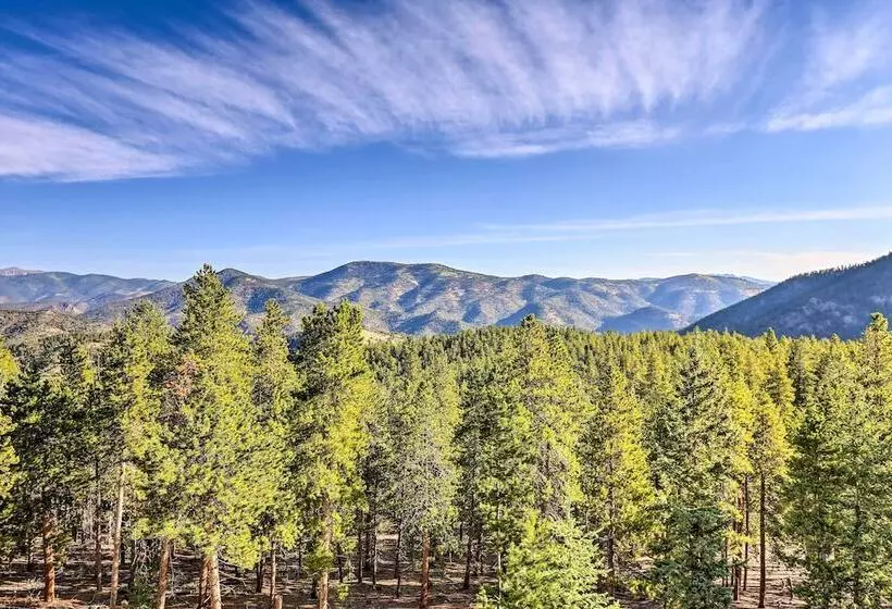 Idaho Springs Cabin W/ Gorgeous Mtn Views!