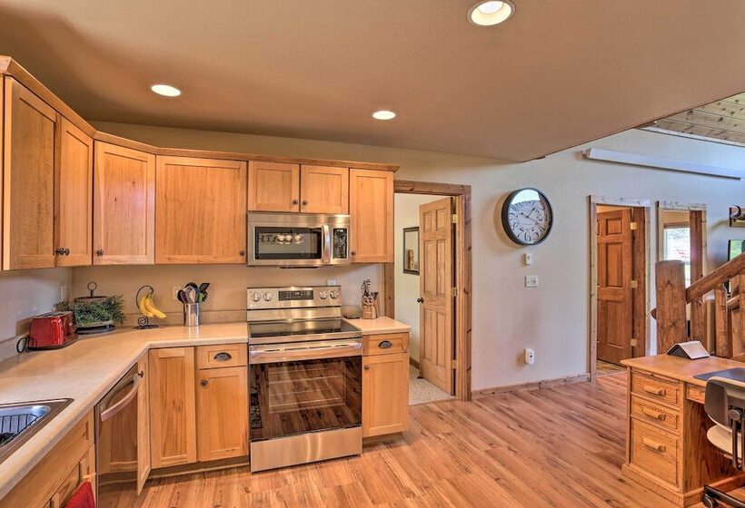 Idyllic Hill City Home   Hike, Bike & Atv!