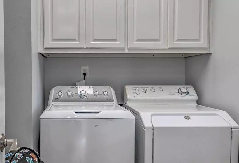 Island Home W/ Kayaks, Bikes, & Paddleboards!