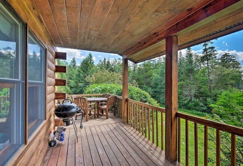 Jacksonville Cabin W/ Wraparound Deck & Views