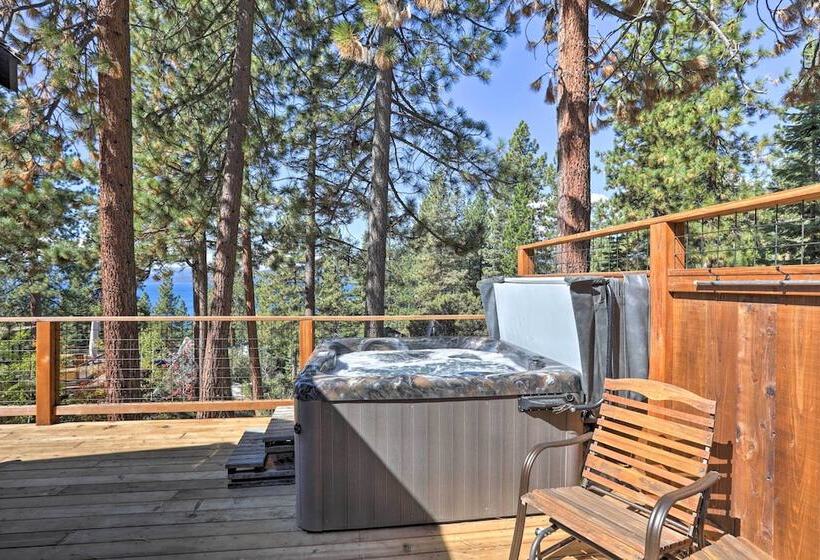 Kings Beach Lodge W/ Hot Tub & Lake Tahoe Views!