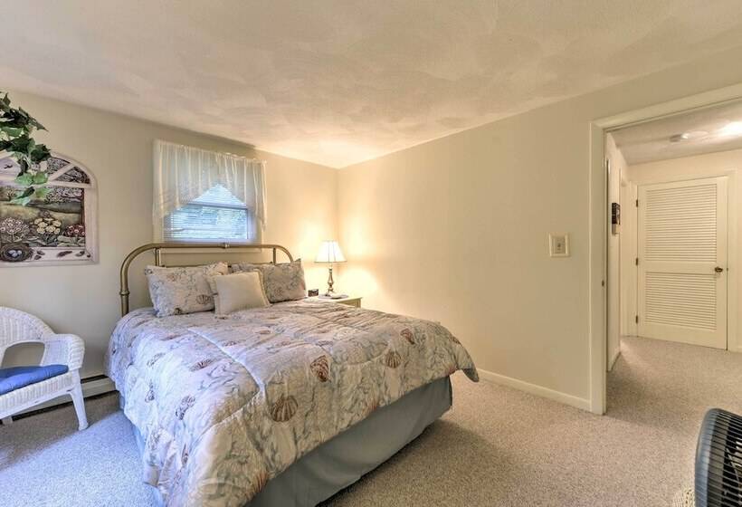 Mashpee House W/ Wraparound Deck   Walk To Beach!