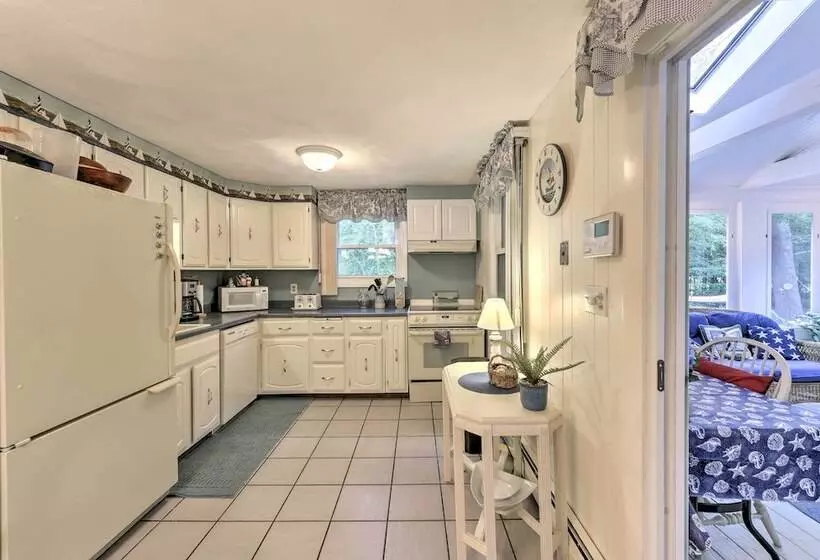 Mashpee House W/ Wraparound Deck   Walk To Beach!