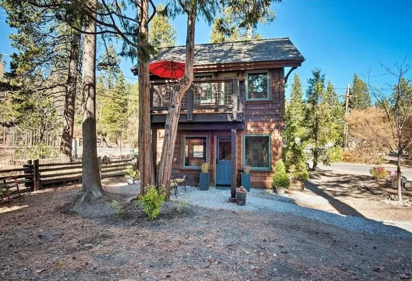 Modern Lakeside Cabin: Walk To Dock & Tahoe City