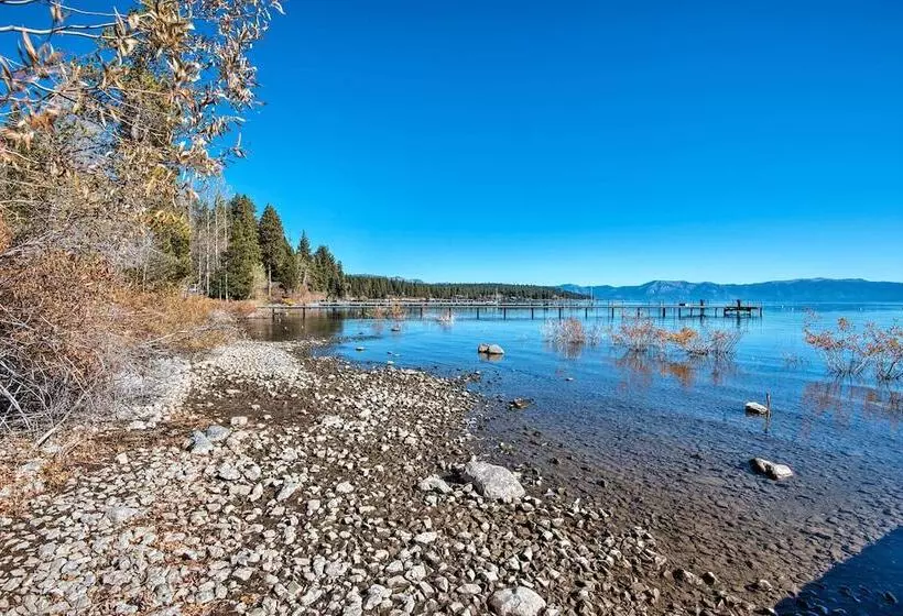 Modern Lakeside Cabin: Walk To Dock & Tahoe City