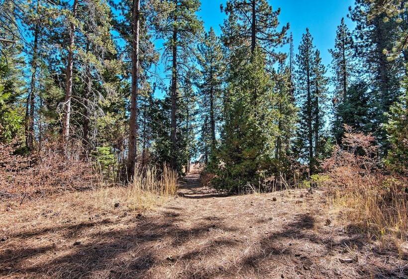 Modern Lakeside Cabin: Walk To Dock & Tahoe City