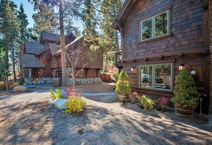 Modern Lakeside Cabin: Walk To Dock & Tahoe City