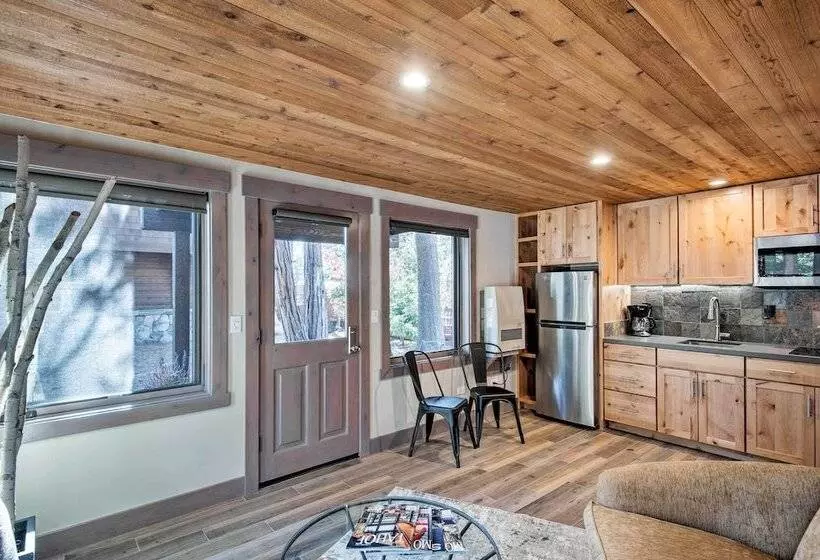 Modern Lakeside Cabin: Walk To Dock & Tahoe City