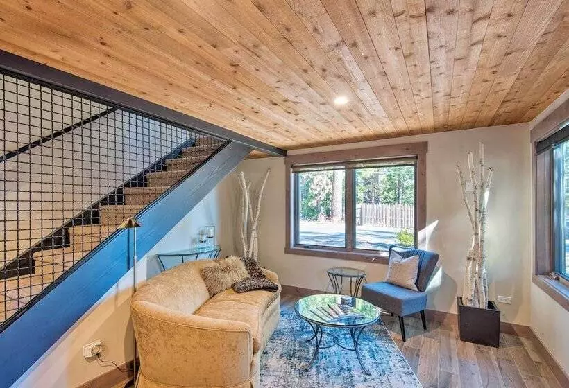 Modern Lakeside Cabin: Walk To Dock & Tahoe City