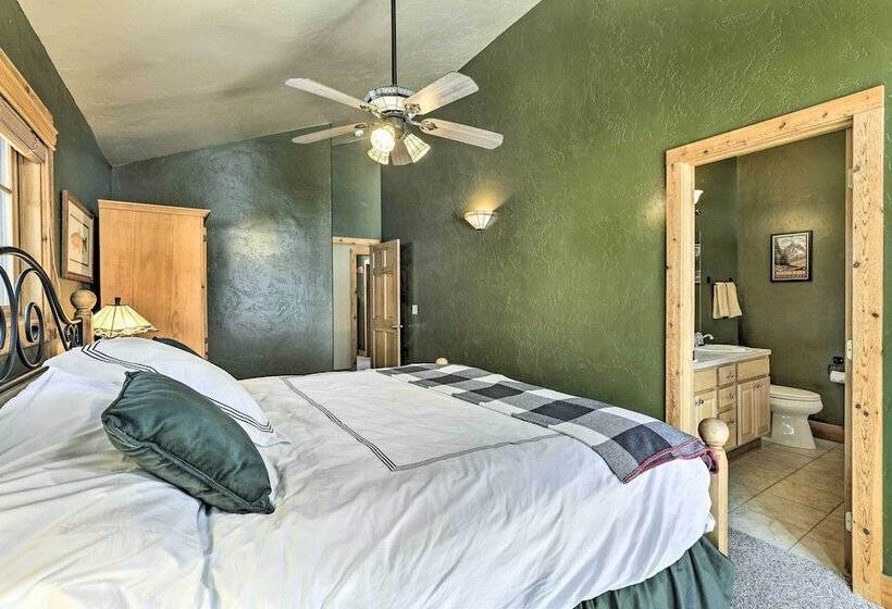 Mountainside Winter Park Ski Home W/ Hot Tub