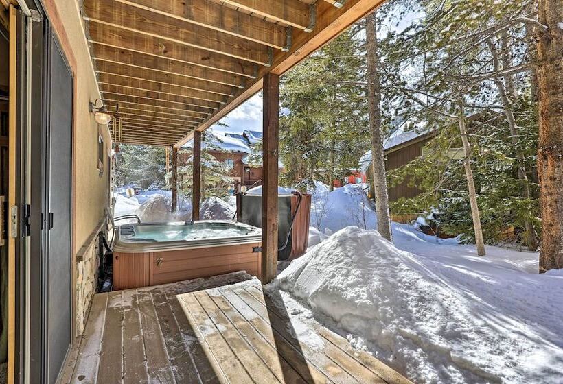 Mountainside Winter Park Ski Home W/ Hot Tub