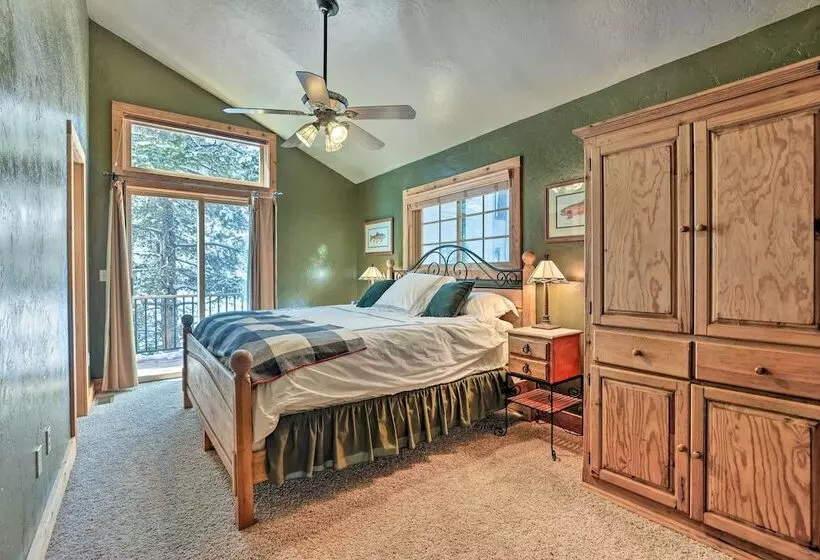 Mountainside Winter Park Ski Home W/ Hot Tub