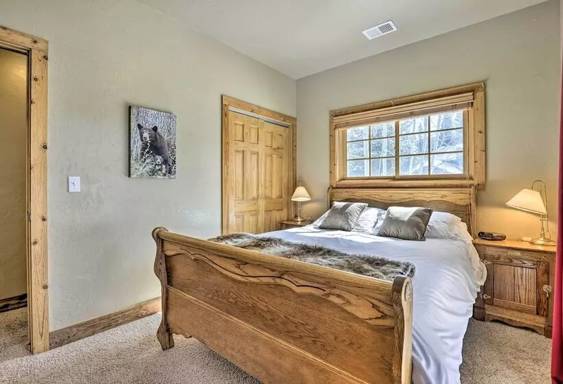 Mountainside Winter Park Ski Home W/ Hot Tub