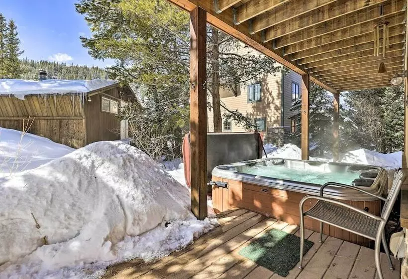 Mountainside Winter Park Ski Home W/ Hot Tub