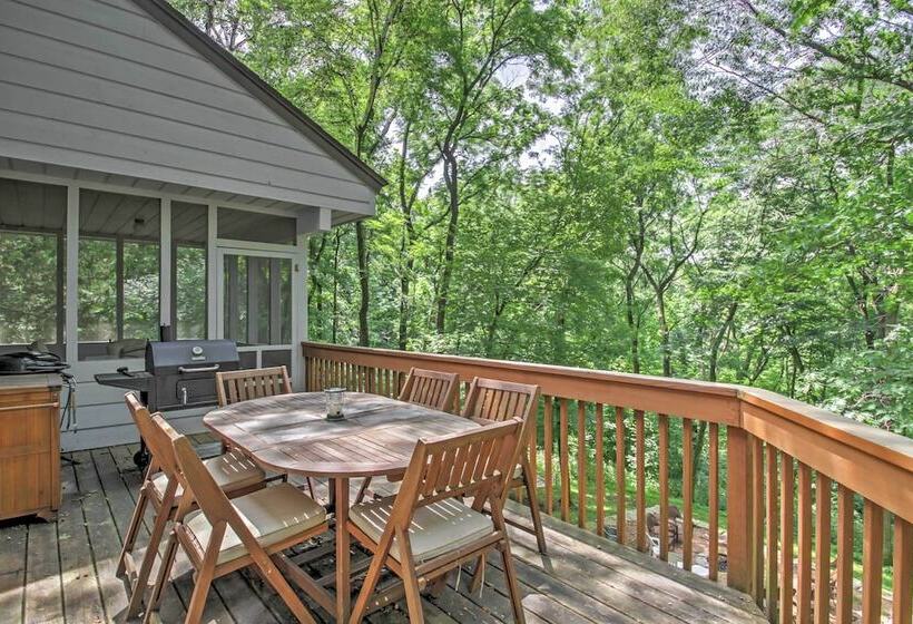Nice Galena Home W/ Huge Patio, Hot Tub & Fire Pit