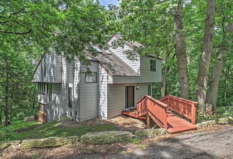 Nice Galena Home W/ Huge Patio, Hot Tub & Fire Pit