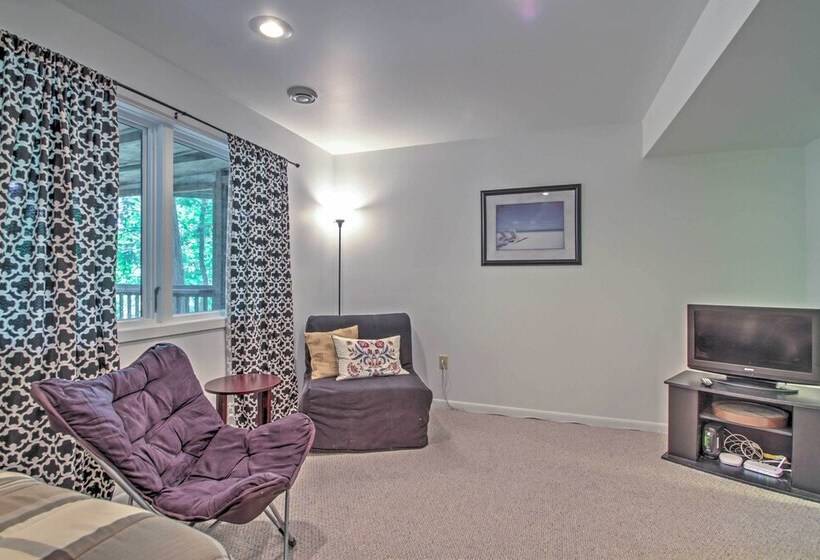 Nice Galena Home W/ Huge Patio, Hot Tub & Fire Pit