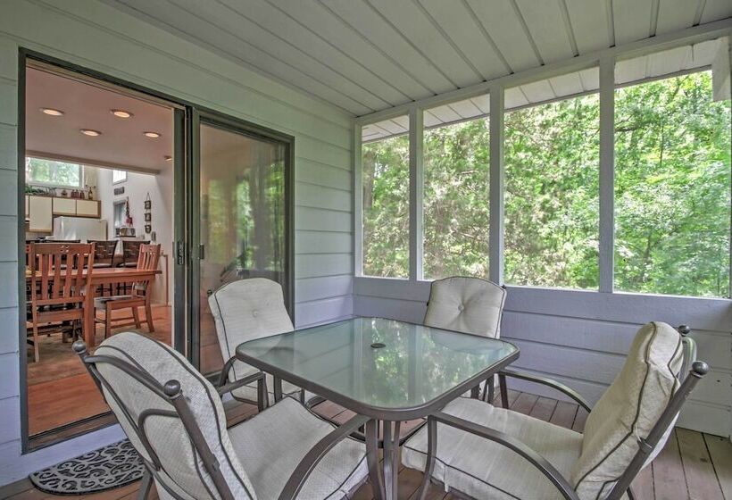 Nice Galena Home W/ Huge Patio, Hot Tub & Fire Pit