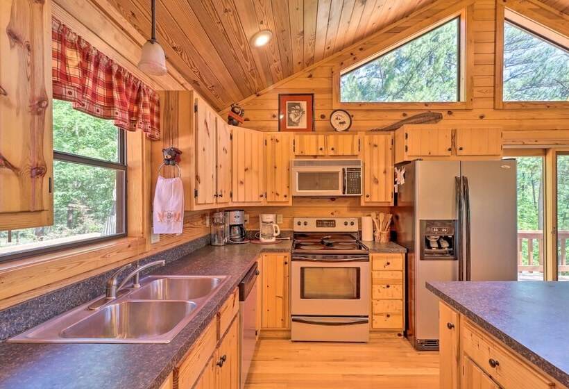 Peaceful Cabin W/ Deck + Scenic Mtn Views!
