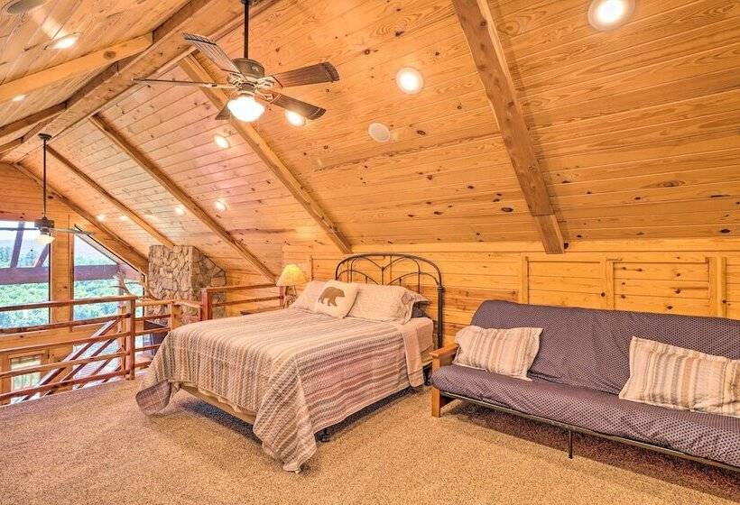 Peaceful Cabin W/ Deck + Scenic Mtn Views!