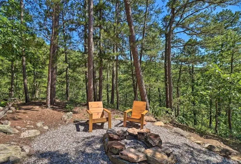 Peaceful Cabin W/ Deck + Scenic Mtn Views!