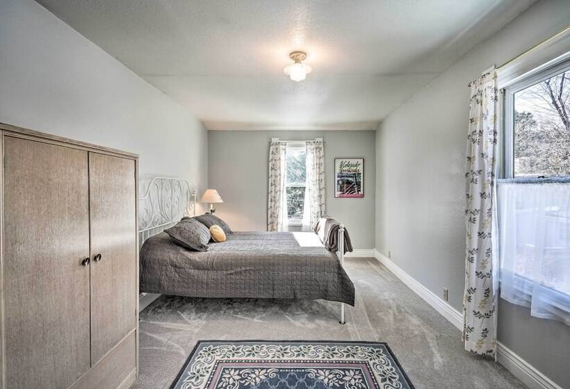 Quiet Hiker & Biker Paradise In Cheyenne Canon!