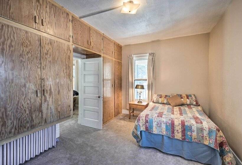 Quiet Hiker & Biker Paradise In Cheyenne Canon!