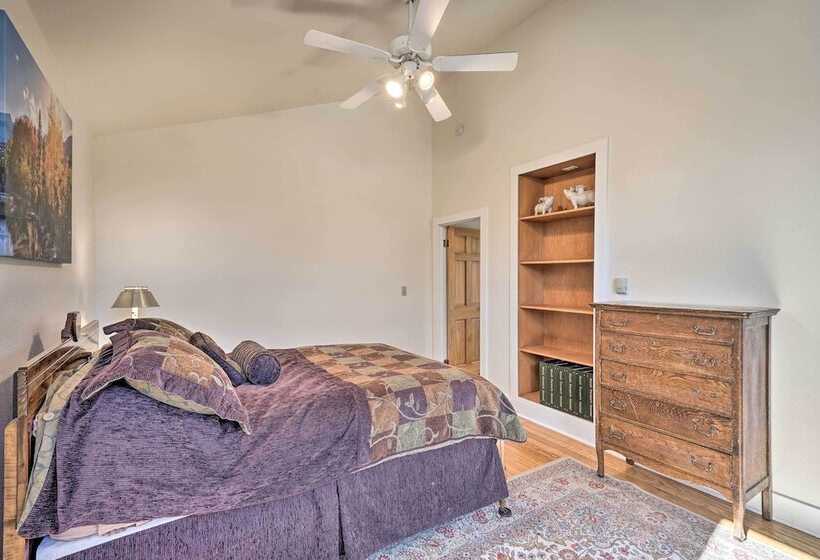 Quiet Hiker & Biker Paradise In Cheyenne Canon!