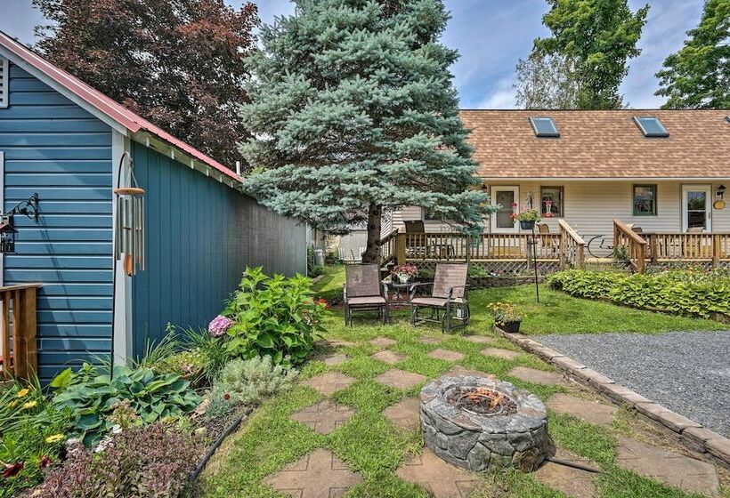 Updated Bolton Home W/ Fire Pit!