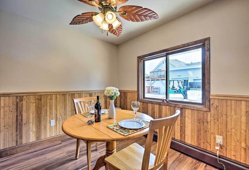 Updated Bolton Home W/ Fire Pit!