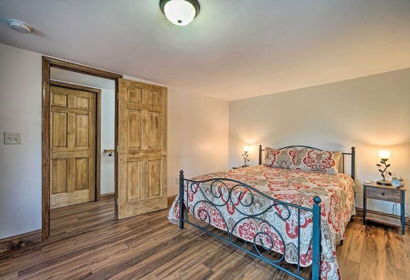 Updated Bolton Home W/ Fire Pit!