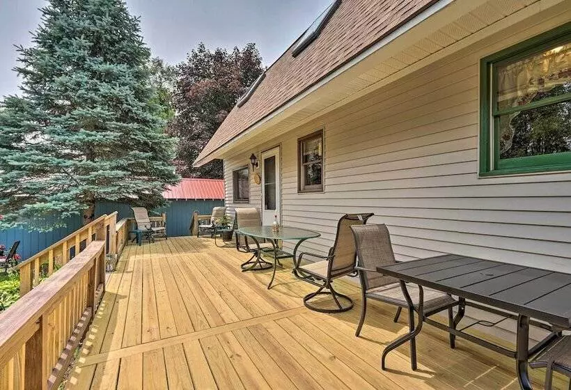 Updated Bolton Home W/ Fire Pit!